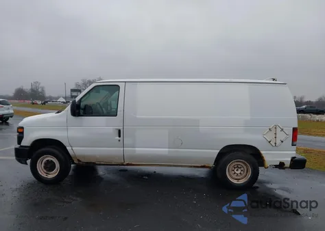 2010 Ford E-150 Commercial/Recreational z USA, uszkodzony, nr VIN 1FTNE1EW8ADA91796